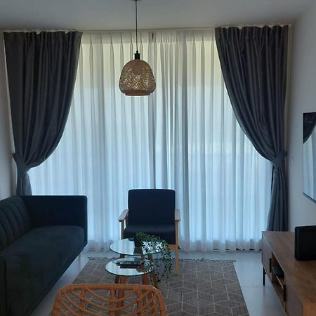 Liz Suite Caesarea Exterior foto